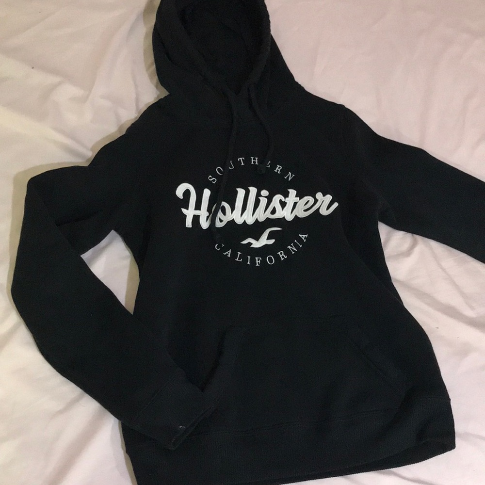 Black hollister hoodie